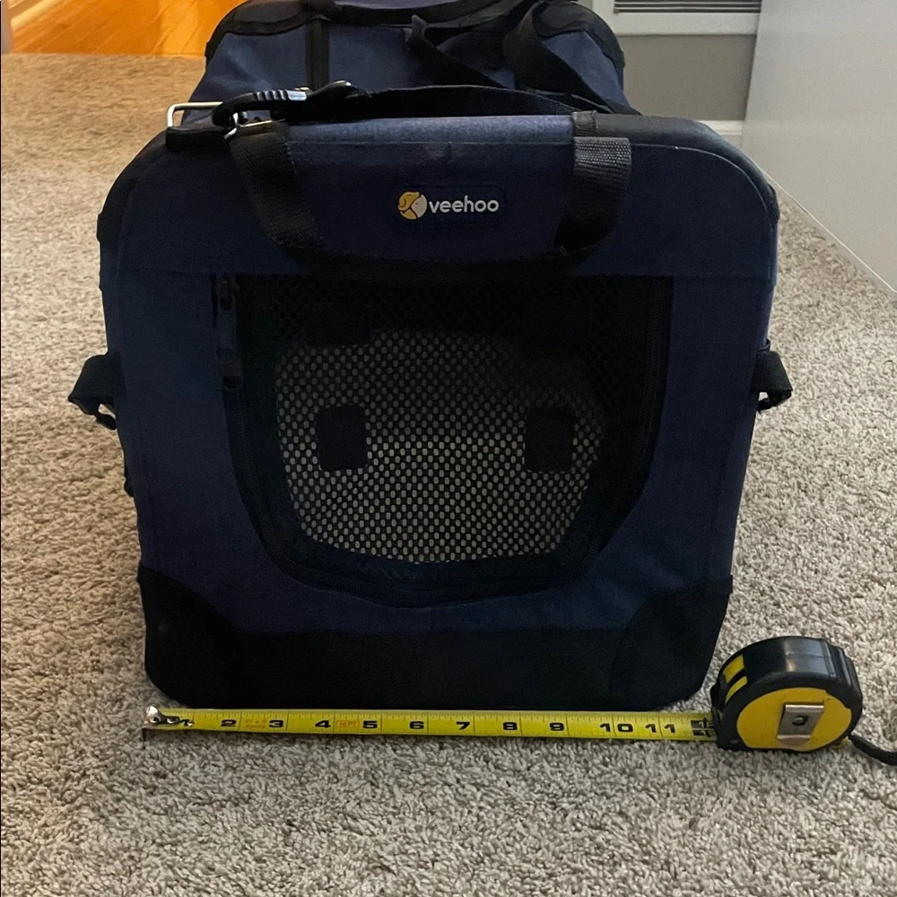 Veehoo Blue and Black Pet Travel Carrier